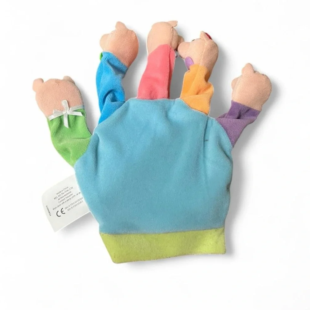 'This Little Piggy' Finger Puppet Glove